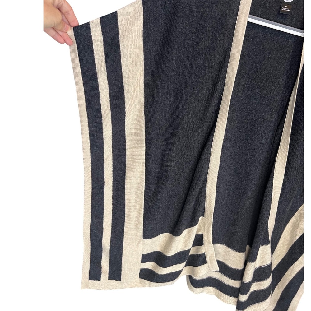 August Moon Women's Black Beige Striped Open Front Knit Cardigan Poncho M - Picture 2 of 5